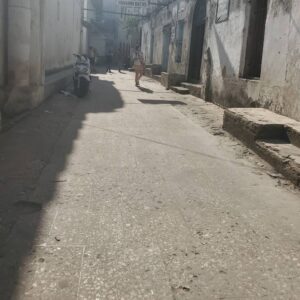 stone-town-hamamni-baths-alleyway-colorfuljourneys